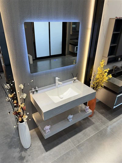 Snow Mountain Badeværelse Skiferskab