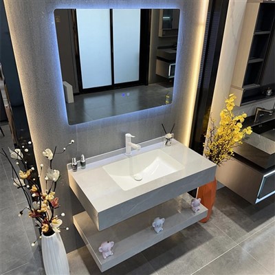 Festligt badeværelsesskiferskab